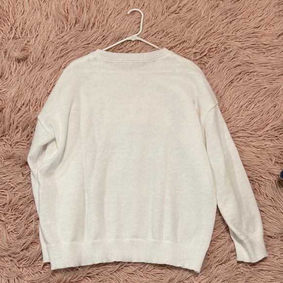 Chic White and Pink XOXO Women's Sweatshirt - Picture 11 of 13